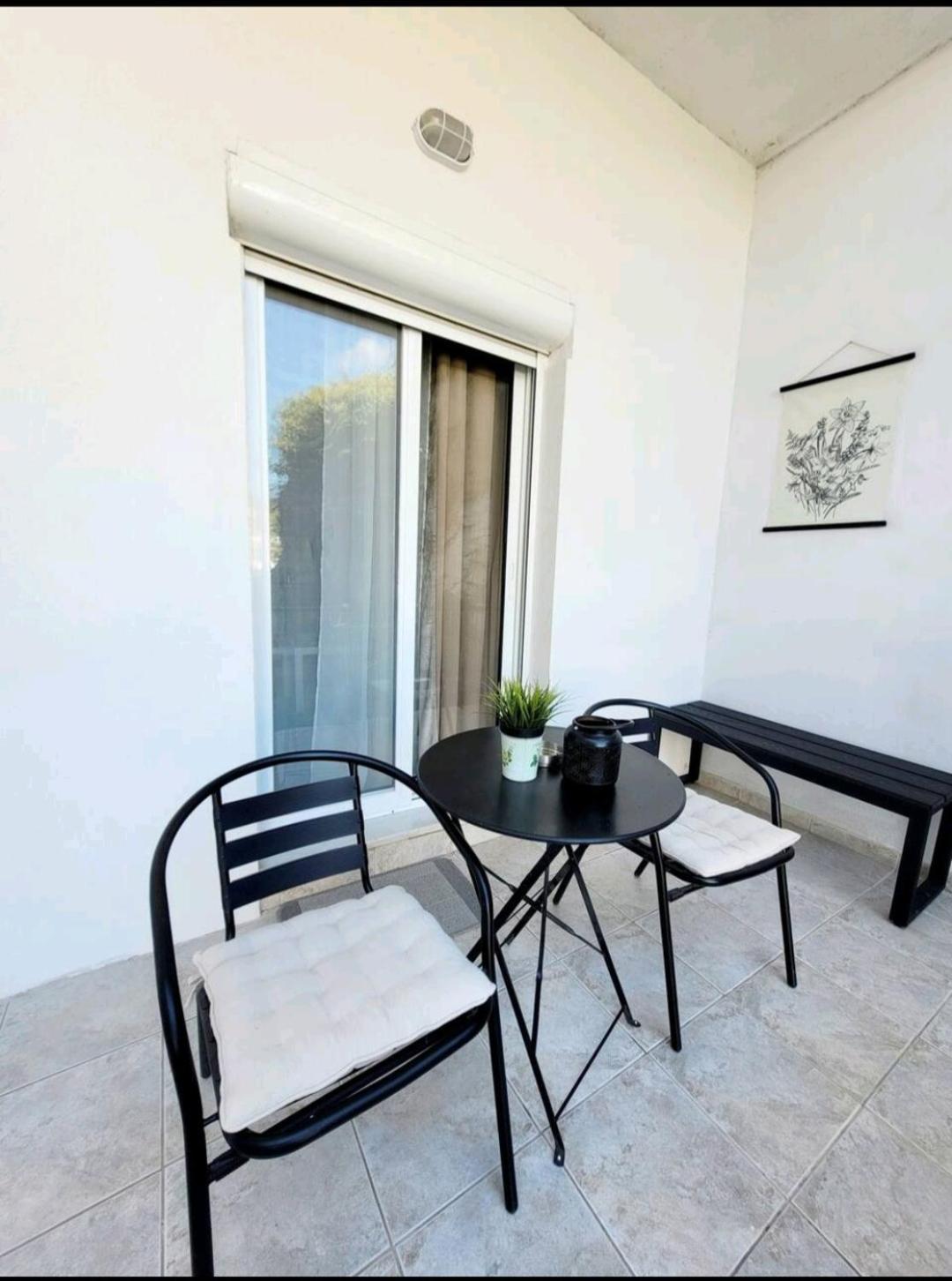 Center River Apartment Florina Esterno foto